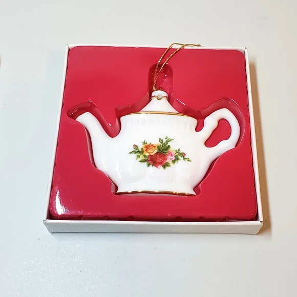 Royal Albert Teapot Ornament - Picture 9 of 9